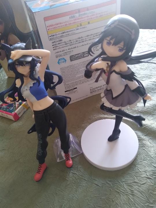 Customer photo review of Gekijouban Mahou Shoujo Madoka☆Magica Walpurgis no Kaiten - Akemi Homura (Bandai Spirits)