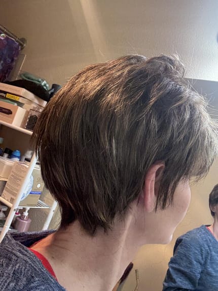 Customer photo review of Breathable&comfortable Short Hair Topper For Thinning Hair