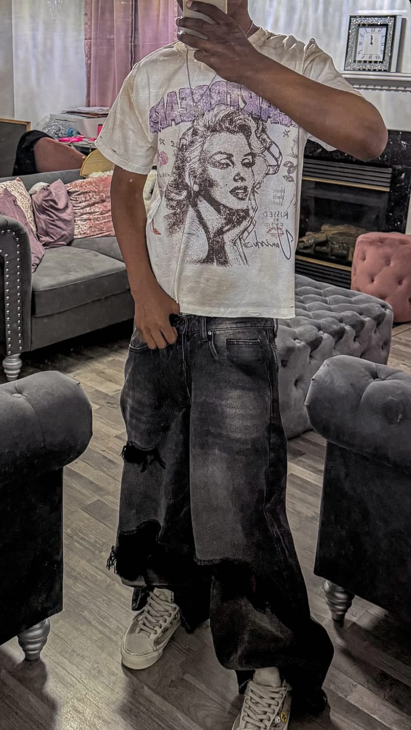 Customer photo review of Heartbreaker Tee