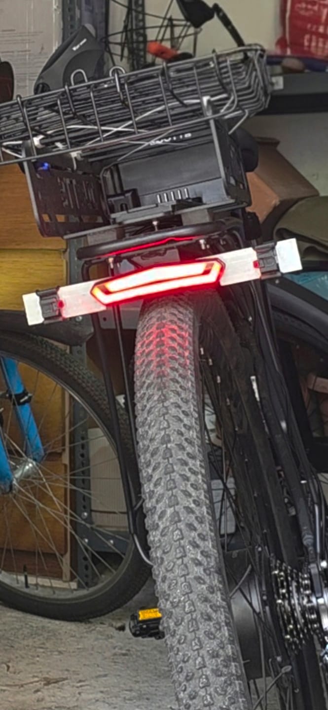 Customer photo review of DUOTTS E-bike Taillight
