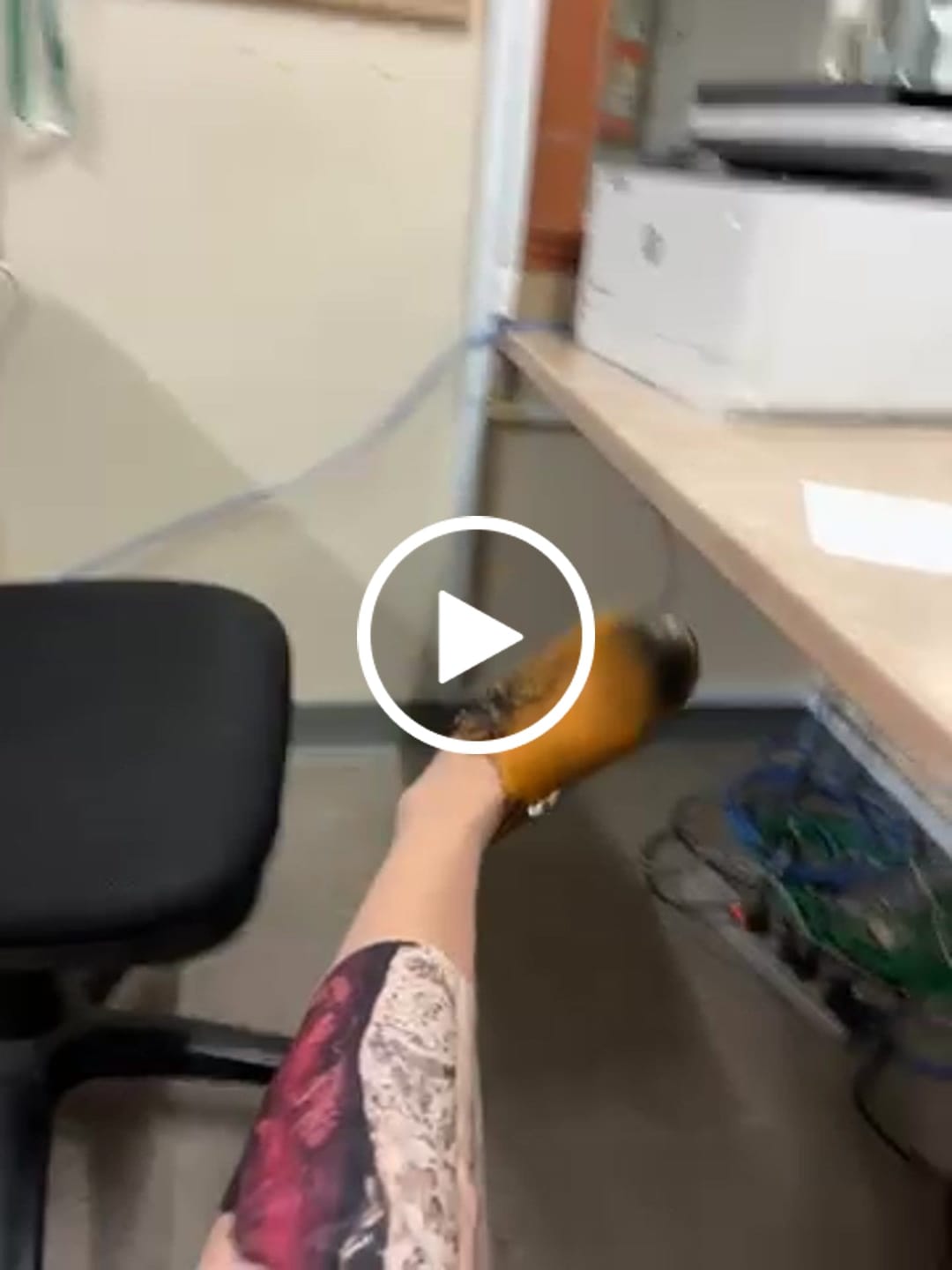 Customer video review of Retro Handmade Floral Leather Low-Heel Pumps