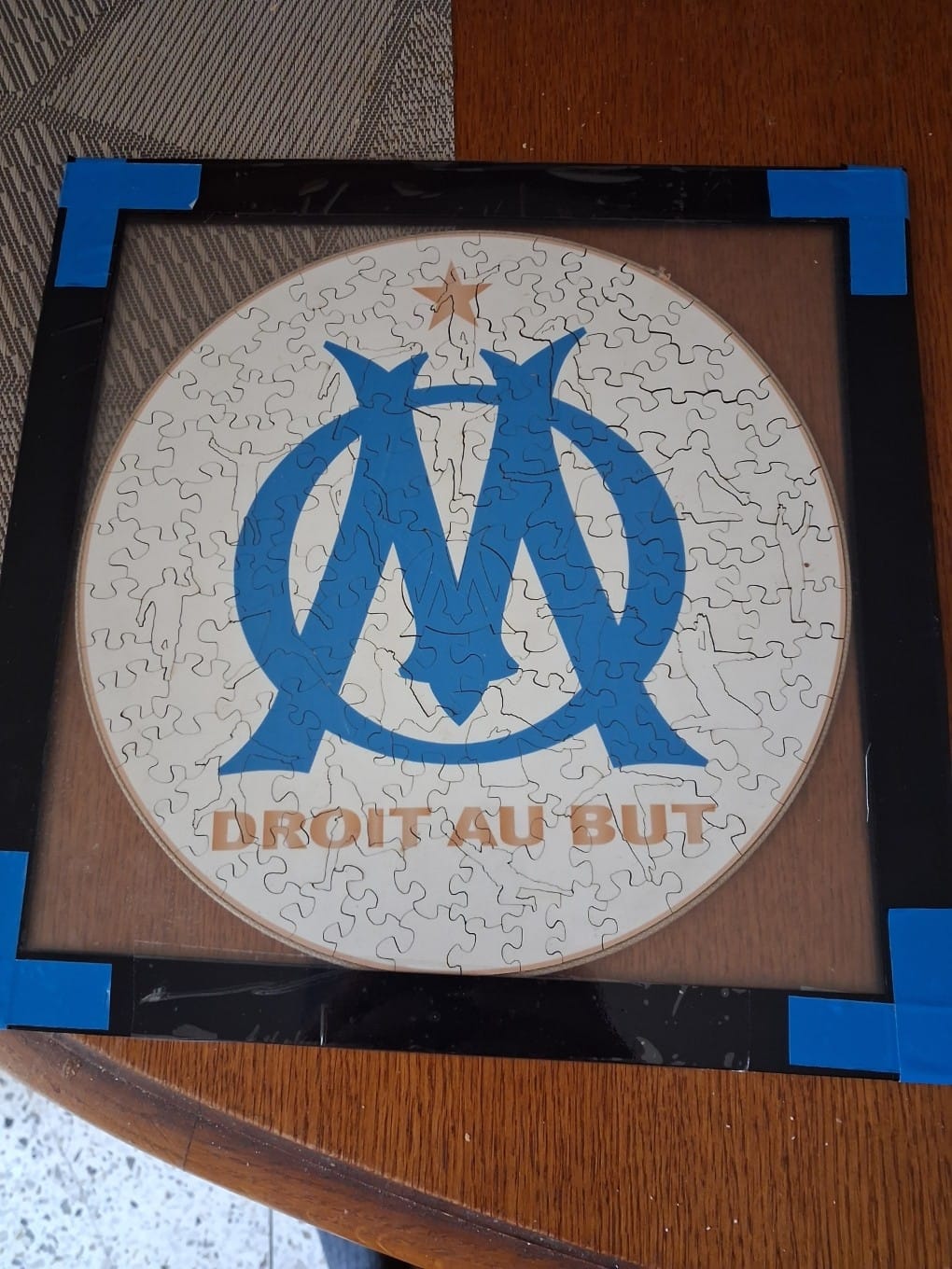 Customer photo review of Logo Olympique de Marseille® - Puzzle en Bois