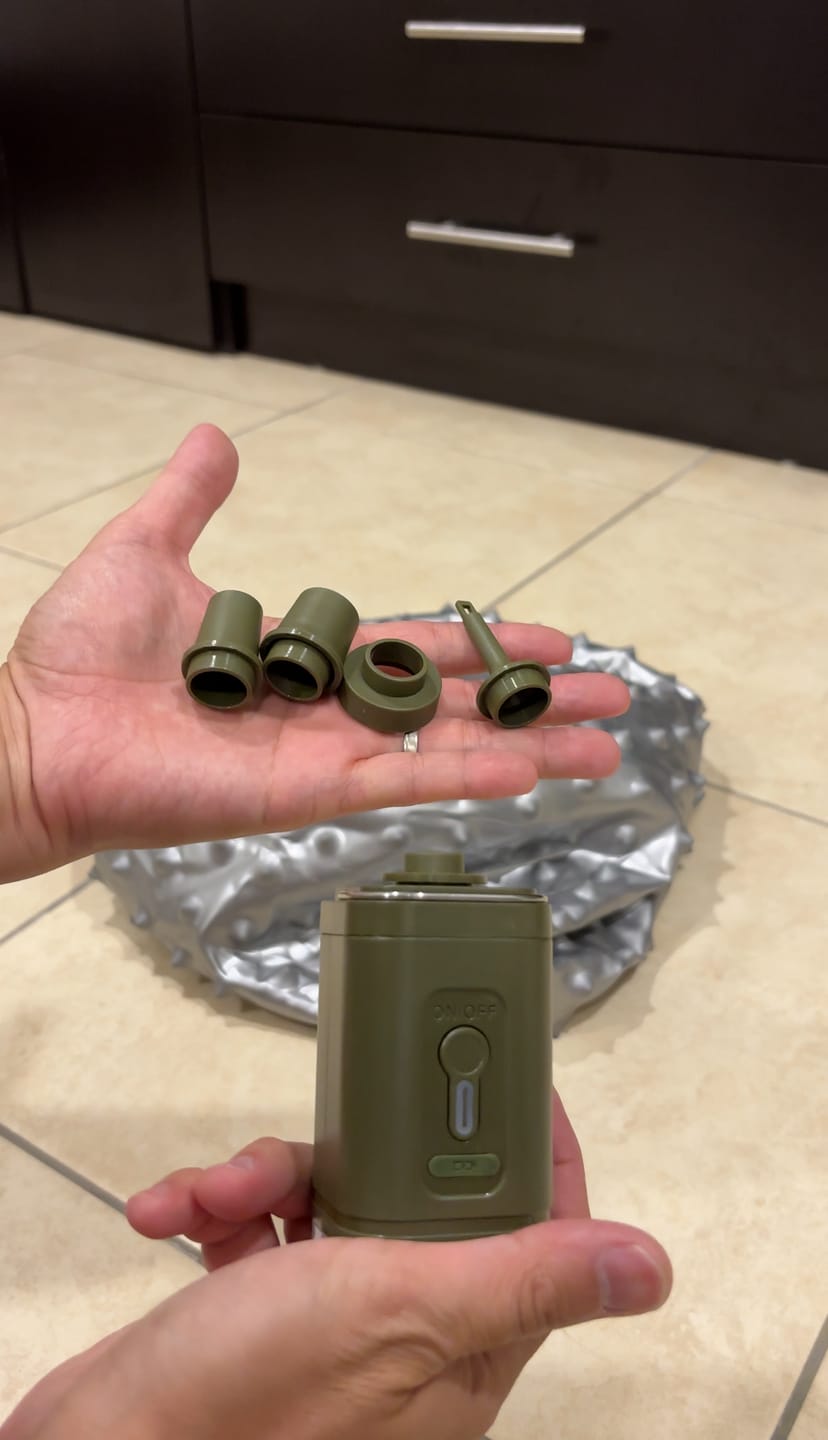 Customer photo review of Inflador Portátil Recargable 3 en 1