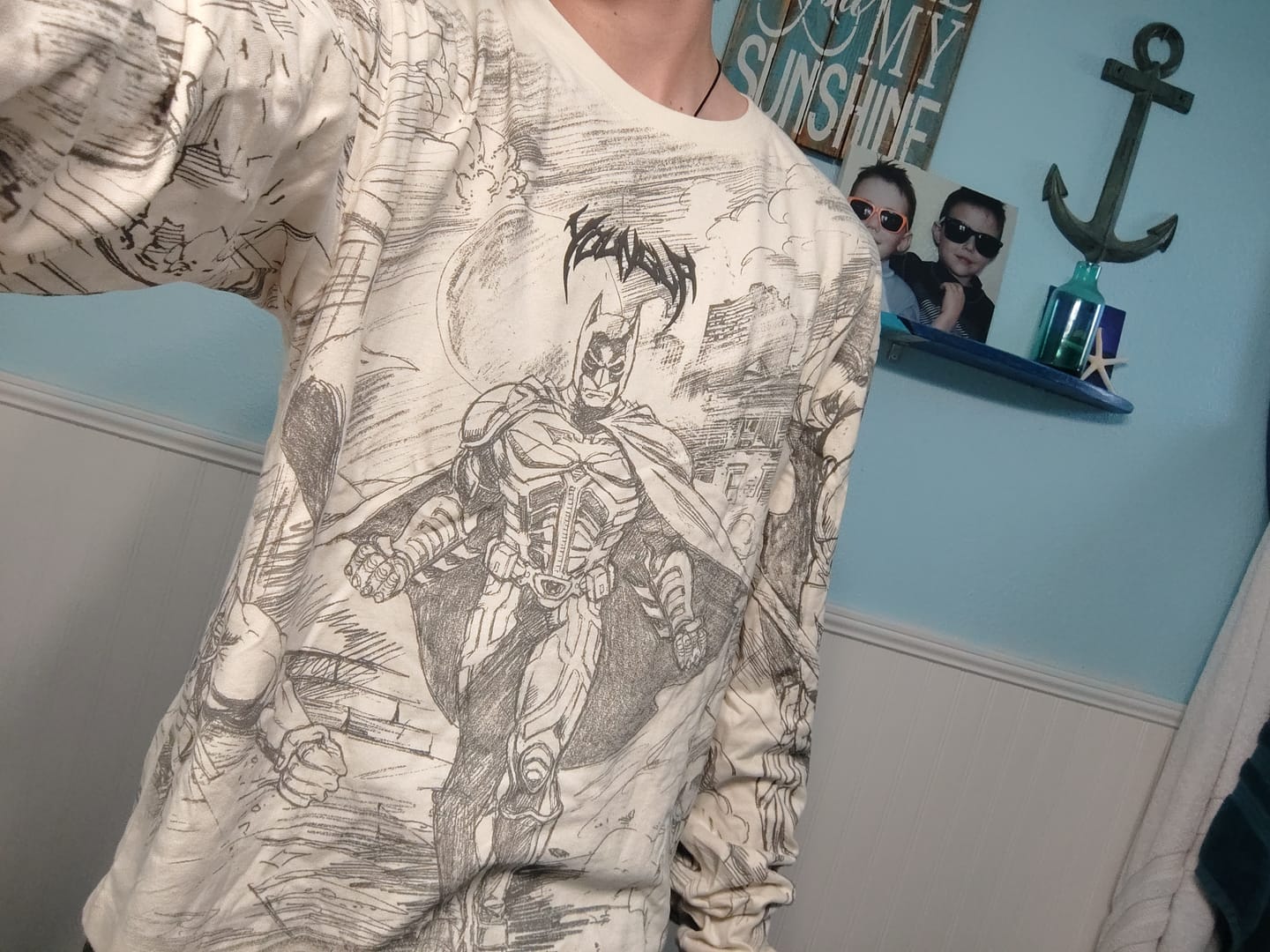 Customer photo review of 8002 - Batman Comic Longsleeves