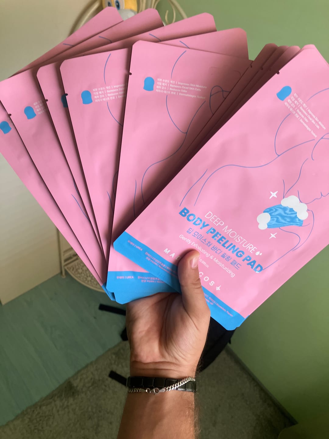 Customer photo review of Пилинг пад за тяло дълбока хидратация MADFORCOS Moisture Body Peeling Pad