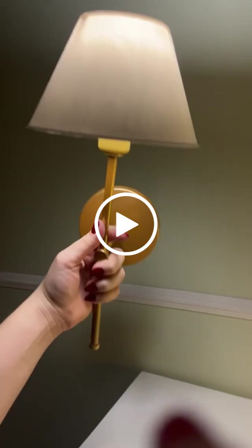 Customer video review of Arandela Sem Fio Recarregavel Para Cabeceira