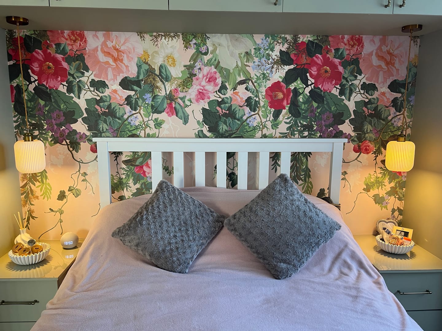 Customer photo review of Fleur - Vintage Blooming Florals Wallpaper Mural