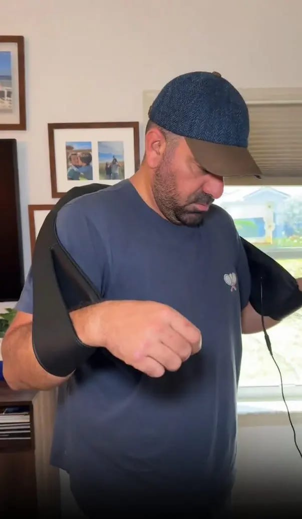 Customer photo review of Ergonomic U-Shape Shiatsu Massager - 8 Nodes, Soothing Heat Therapy
