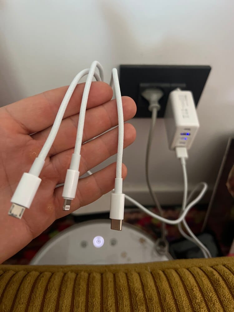 Customer photo review of Cablu Date si Incarcare Rapida Timebox, 3 in 1, 66W, 1,2m, QC 3, USB, Gri