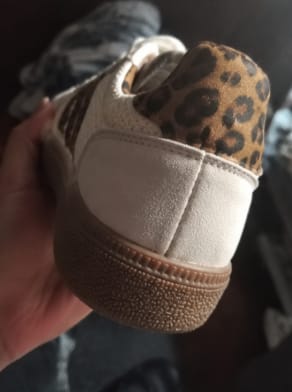 Customer photo review of Zapatillas Print Leopardo