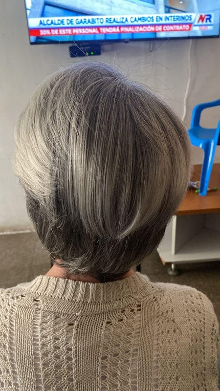 Customer photo review of Breathable&comfortable Short Hair Topper For Thinning Hair