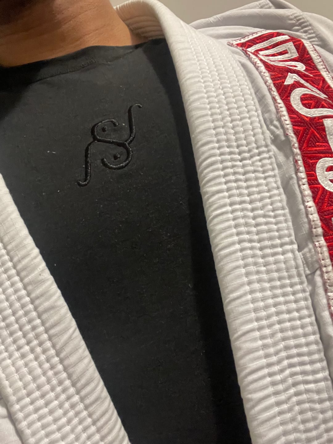 Customer photo review of V1 Bamboo + Cotton Rashguard - Short Sleeve