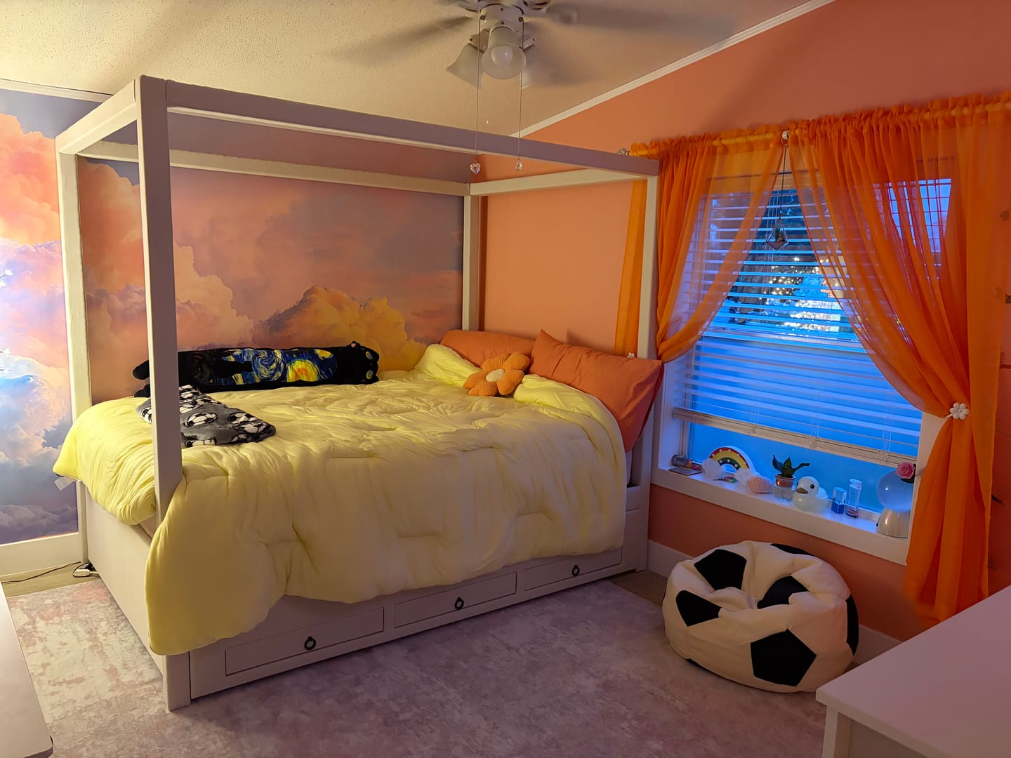 Customer photo review of MarshMellow Comforter
