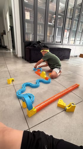 Customer photo review of מודינו רייל - רכבת מגנטית חשמלית