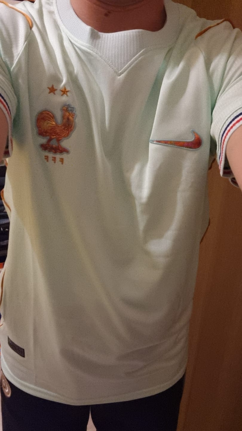 Customer photo review of Maillot FR extérieur coupe du monde 2026