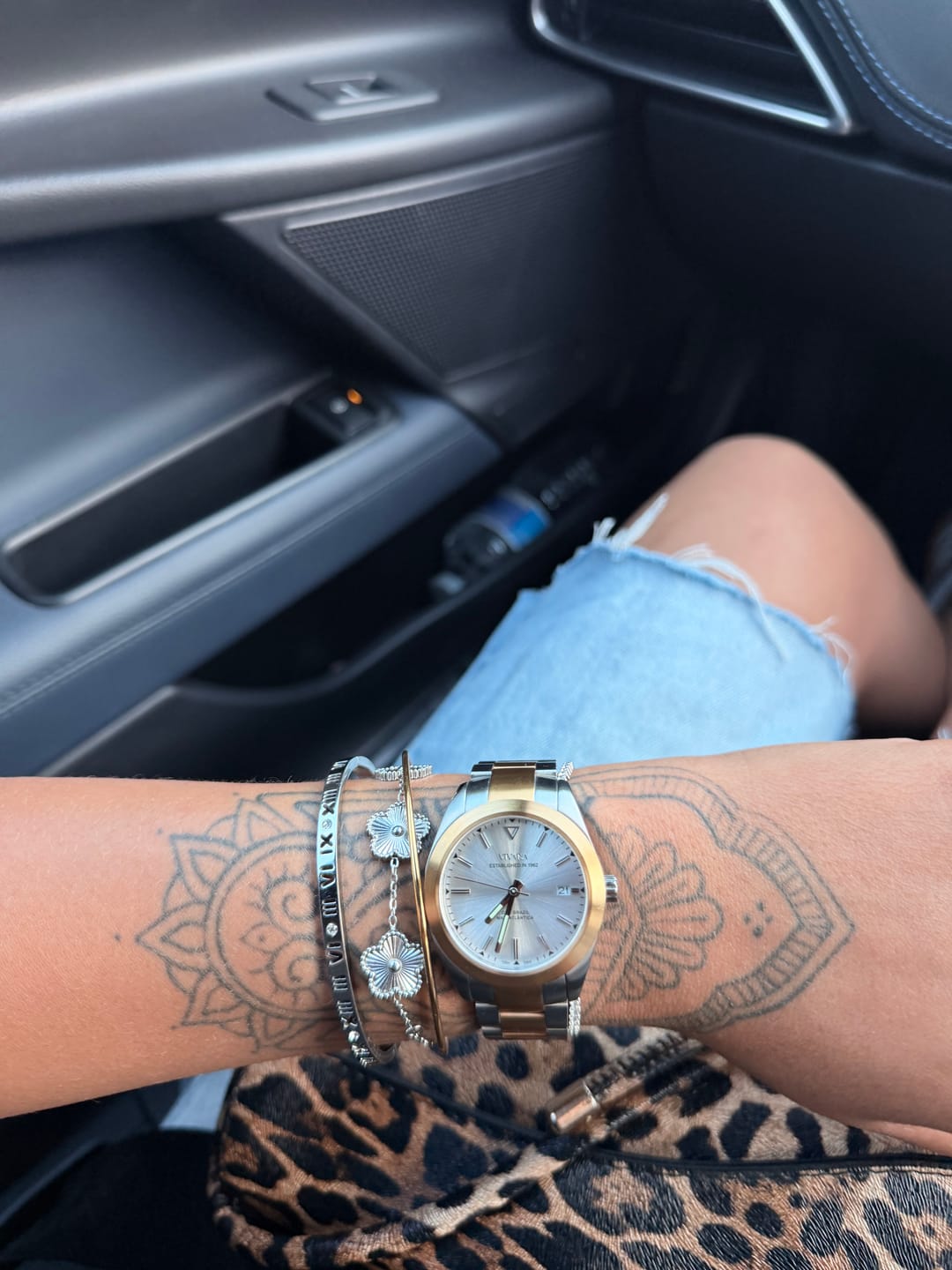 Customer photo review of Silver Clover Bracelet
