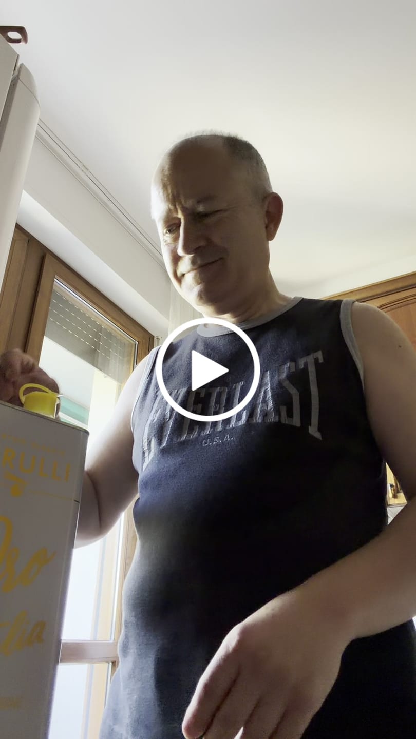Customer video review of 1 lattina di olio extravergine Biologico • 5 Litri
