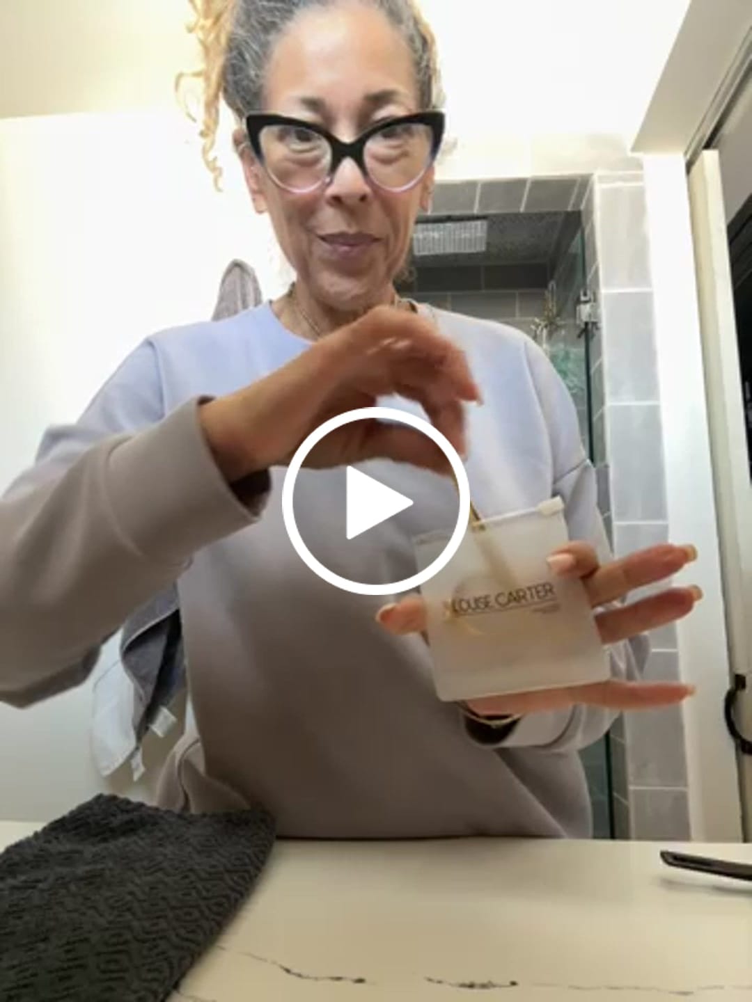 Customer video review of Chelsea Herringbone Necklace (Bundle)