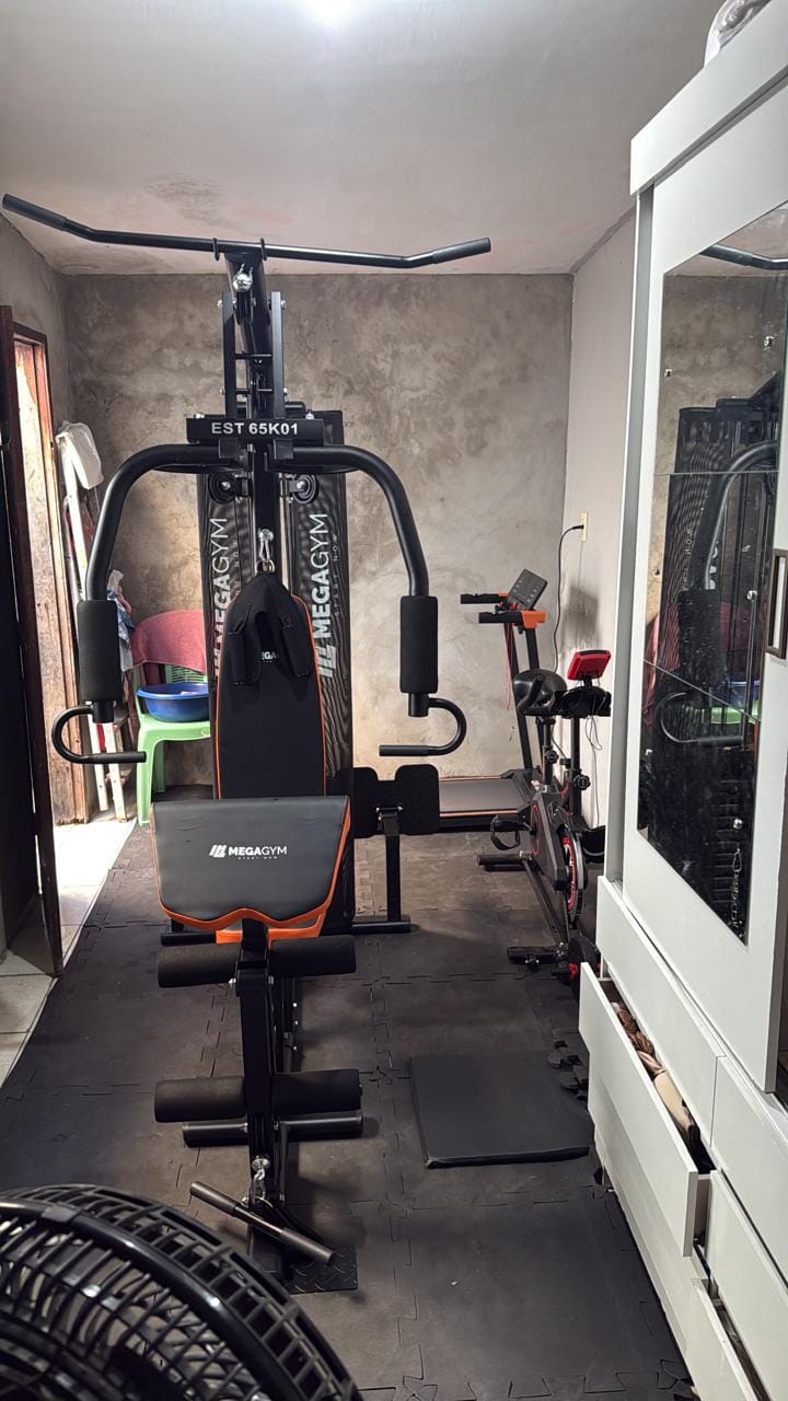 Customer photo review of Estação de Musculação Multifuncional UrbanFit 65k