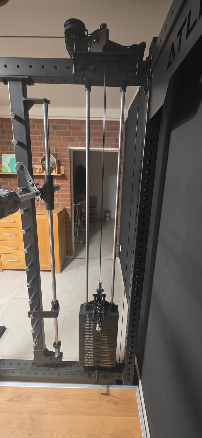 Customer photo review of R8 Bradley | 95kg Kabelzug Anbau | Links | 108cm Crossbar | Position 3