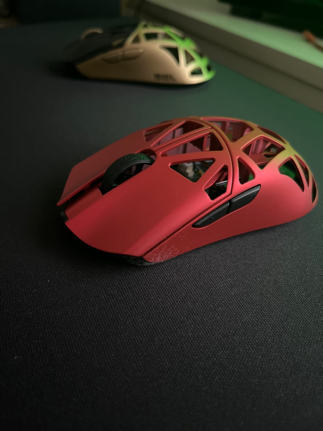 Customer photo review of WLMouse Beast X Mini Pro Magnezyum Wireless Mouse