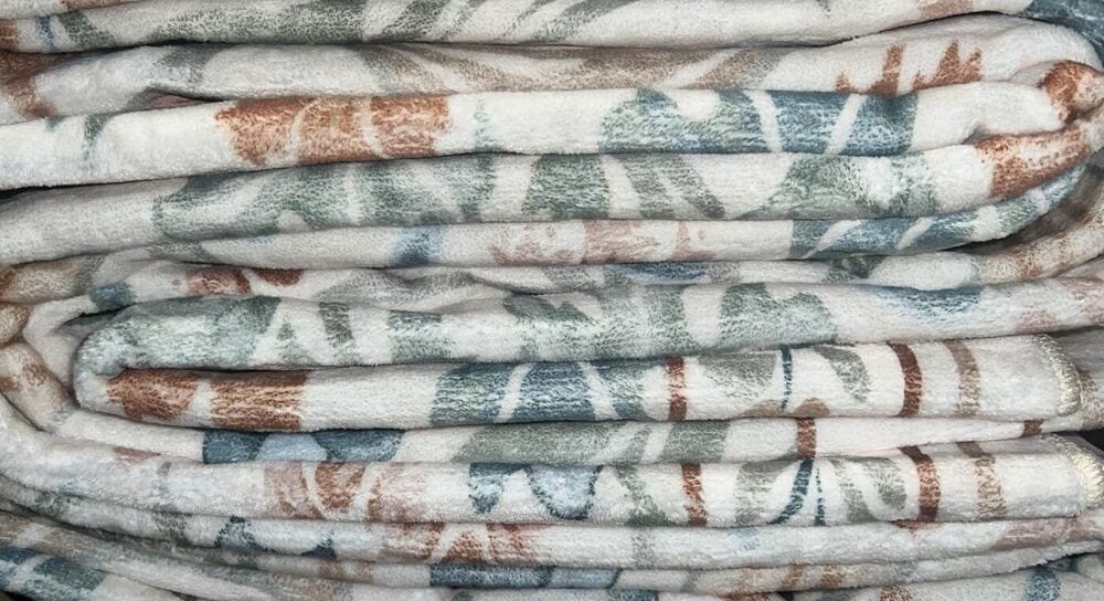 Customer photo review of Rug – Maximalism Vibrant Floral – Sage Mist