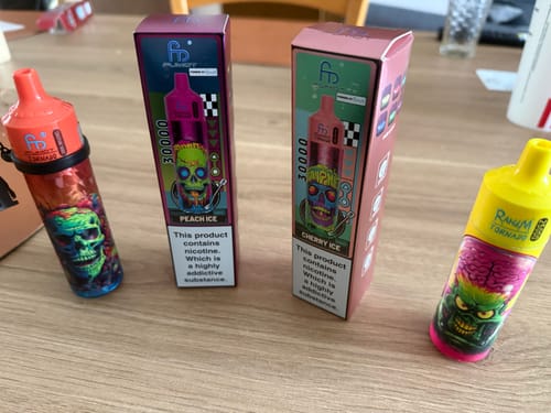 Customer photo review of Fumot - Tornado 30000 Music - Puff Jetable / Vape Disposable 2% Nicotine