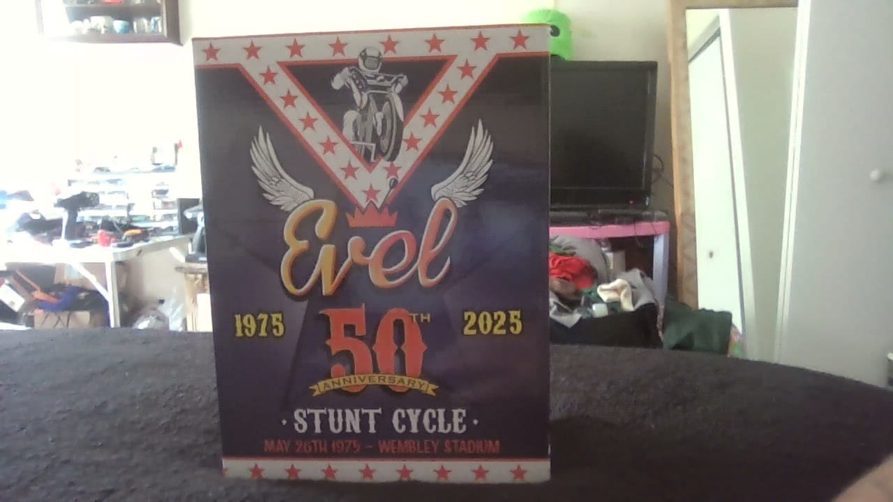 Customer photo review of Wembley 50th Anniversary Evel Knievel Stunt Cycle Set – Limited Gold Edition