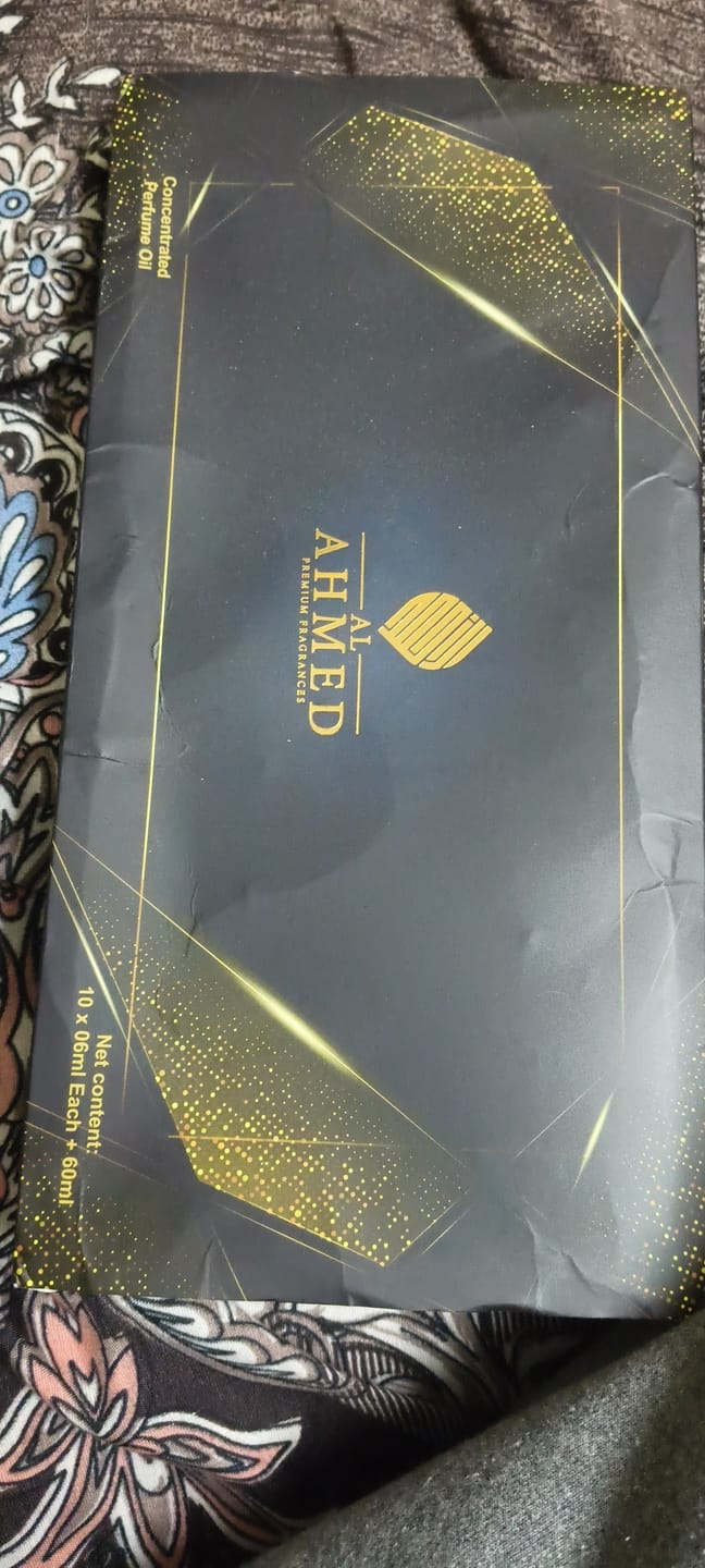 Customer photo review of Al Ahmed 10 PCS Aura Attar Collection | 6ml Each | Alcohol-Free Concentrated Perfume Oil | Long-Lasting Unisex Attar Gift Set for Men & Women | Premium Fragrance Combo