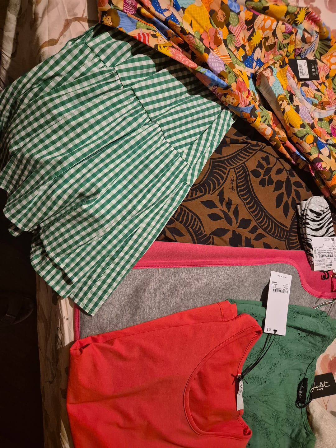 Customer photo review of MYSTERY 📦 BOX ABBIGLIAMENTO E ACCESSORI DONNA [€79]