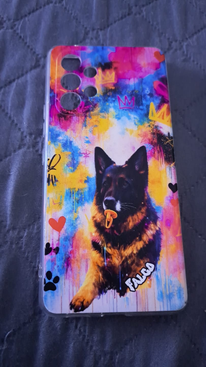 Customer photo review of Graffiti - Coque de téléphone personnalisée
