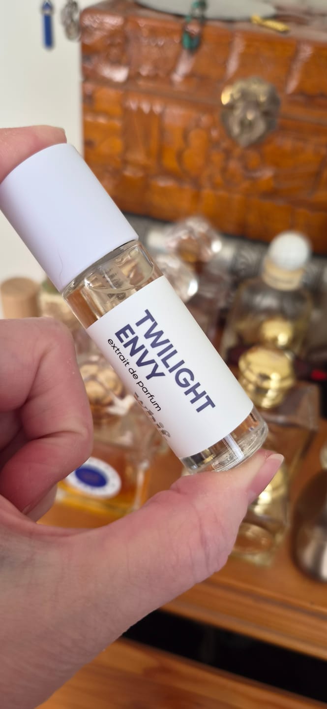 Customer photo review of Twilight Envy