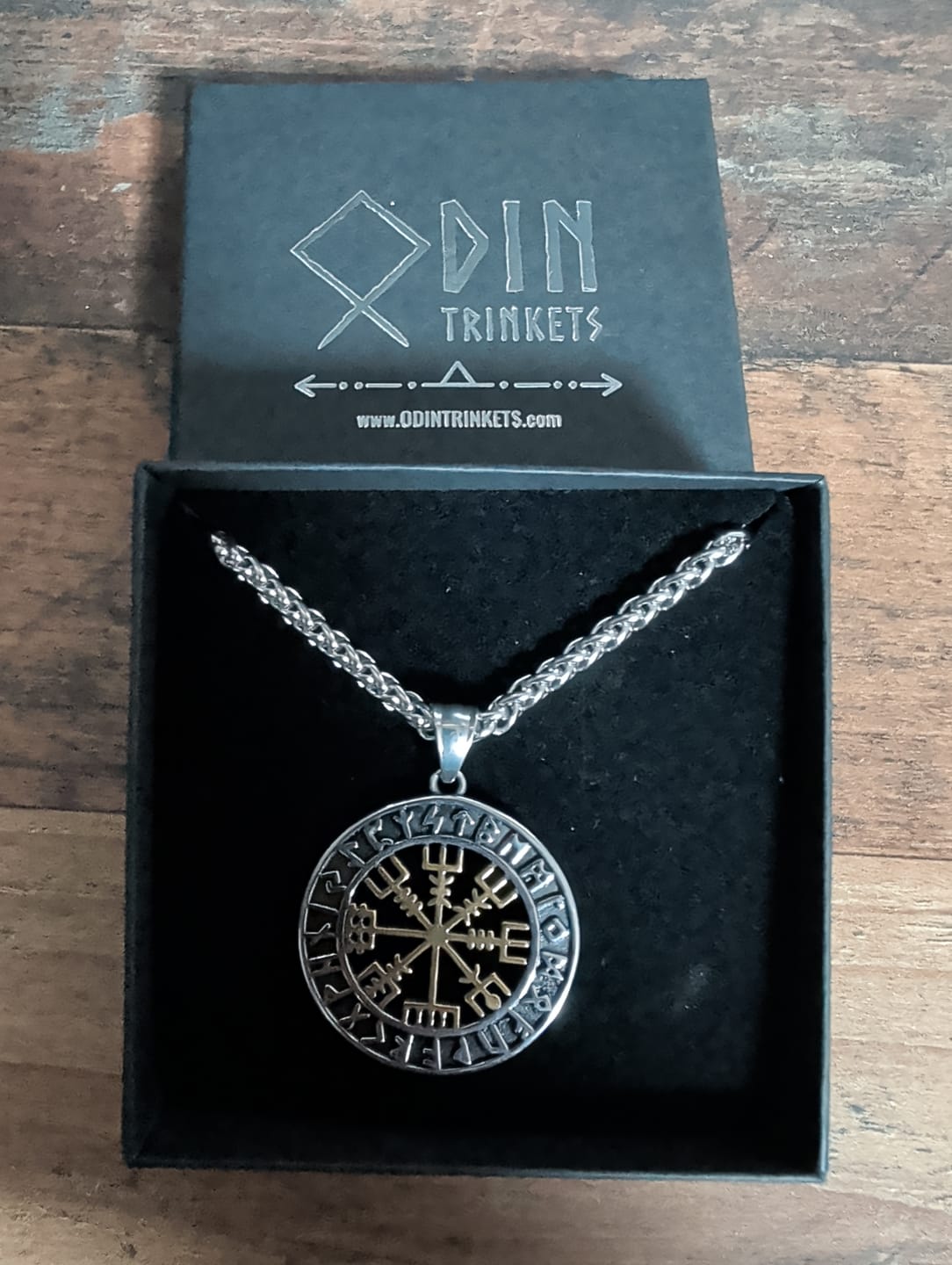 Customer photo review of Vegvísir Necklace