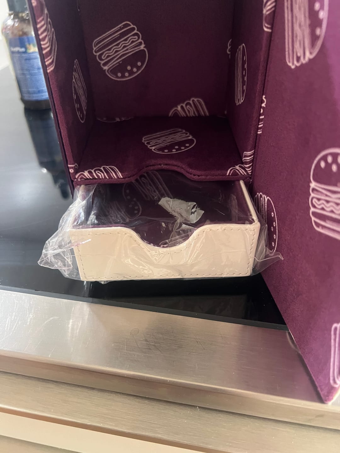Customer photo review of 20 Chicken Nuggets Deckbox