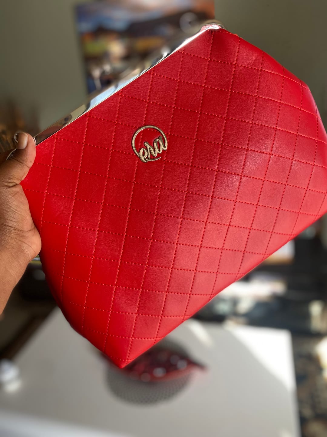 Customer photo review of ERA Oversized Kisslock Chain Bag – Red