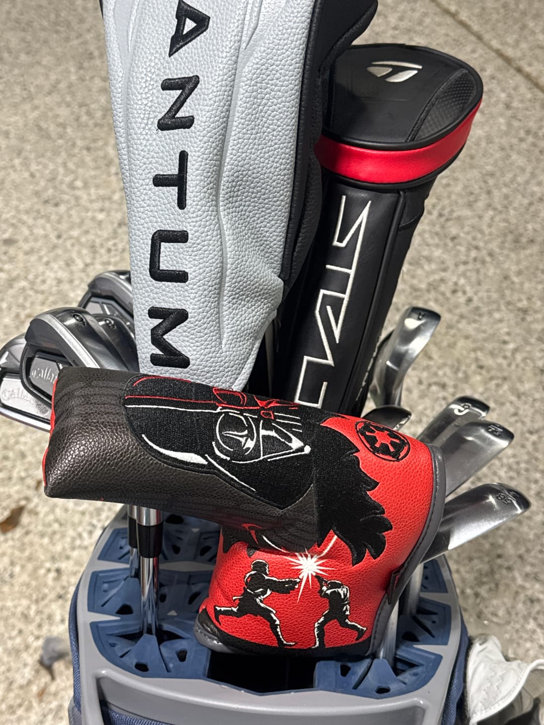 Customer photo review of Star Wars™ "Mustafar Par" – Blade Putter Headcover