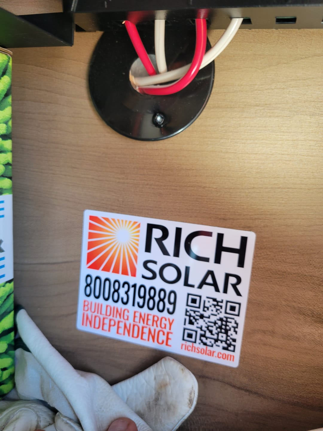 Customer photo review of BRAVO LEGEND 30 | 30 Amp PWM Solar Charge Controller | 12V/24V Auto 30A PWM Controller for RVs, Trailers, Campers, Vans, Boats, Off-Grid  | UL1741 Certified
