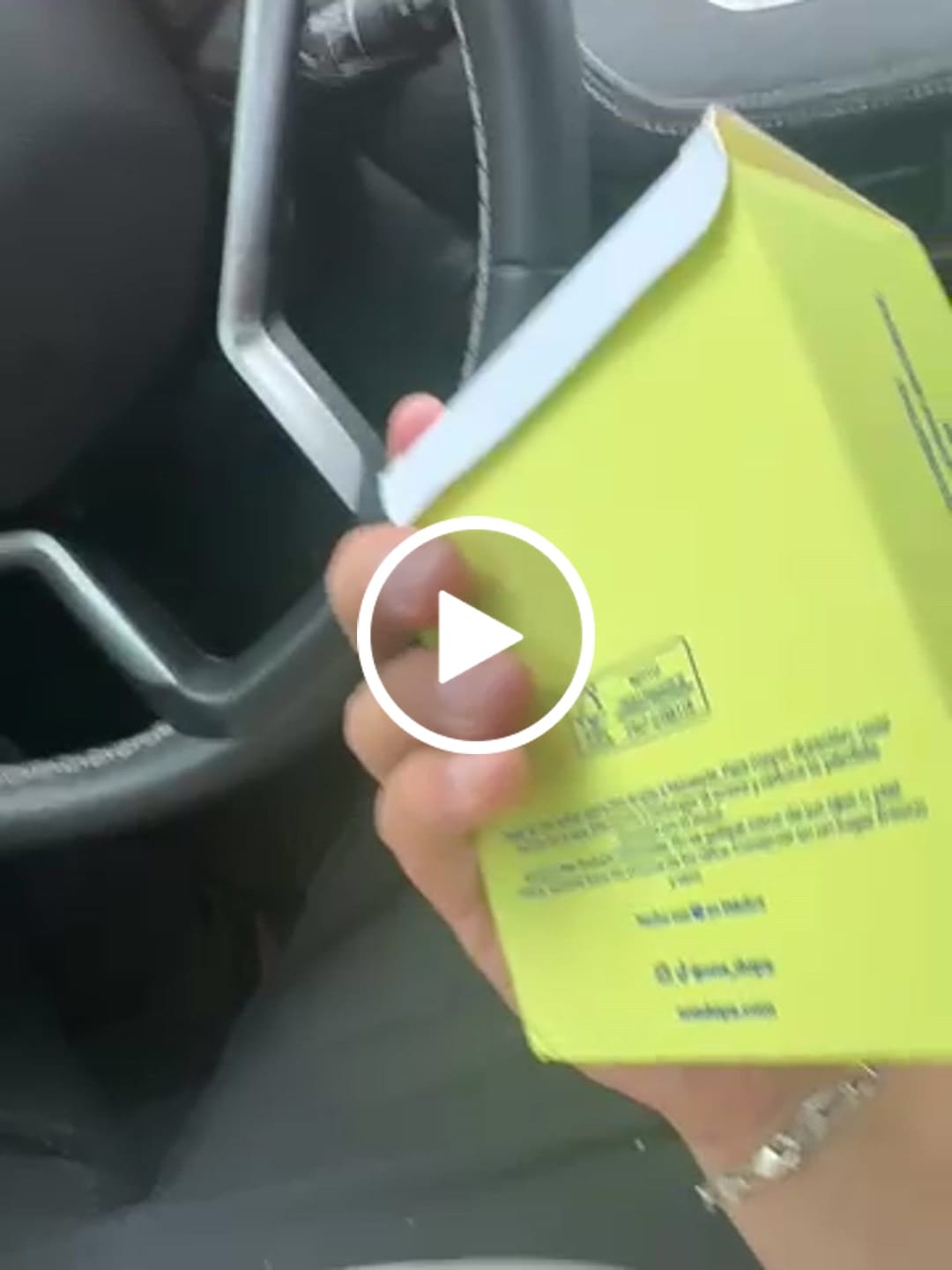Customer video review of Perfume inspirado en Thank U Next 2.0 de Ariana Grande