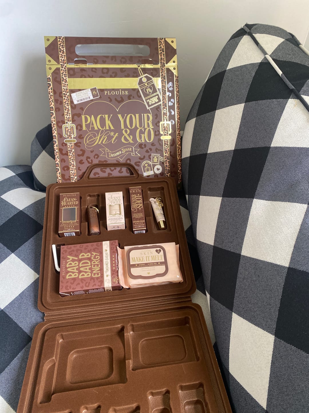 Customer photo review of Cheetah Pack Your Shit & Go Suitcase Bundle
