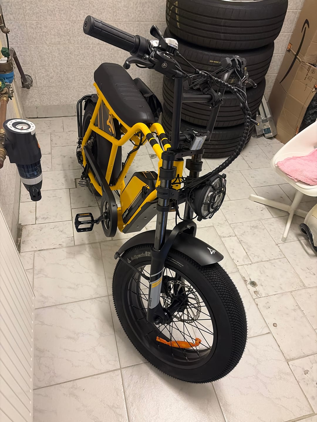 Customer photo review of A-Spadz CAVET Air | Geel