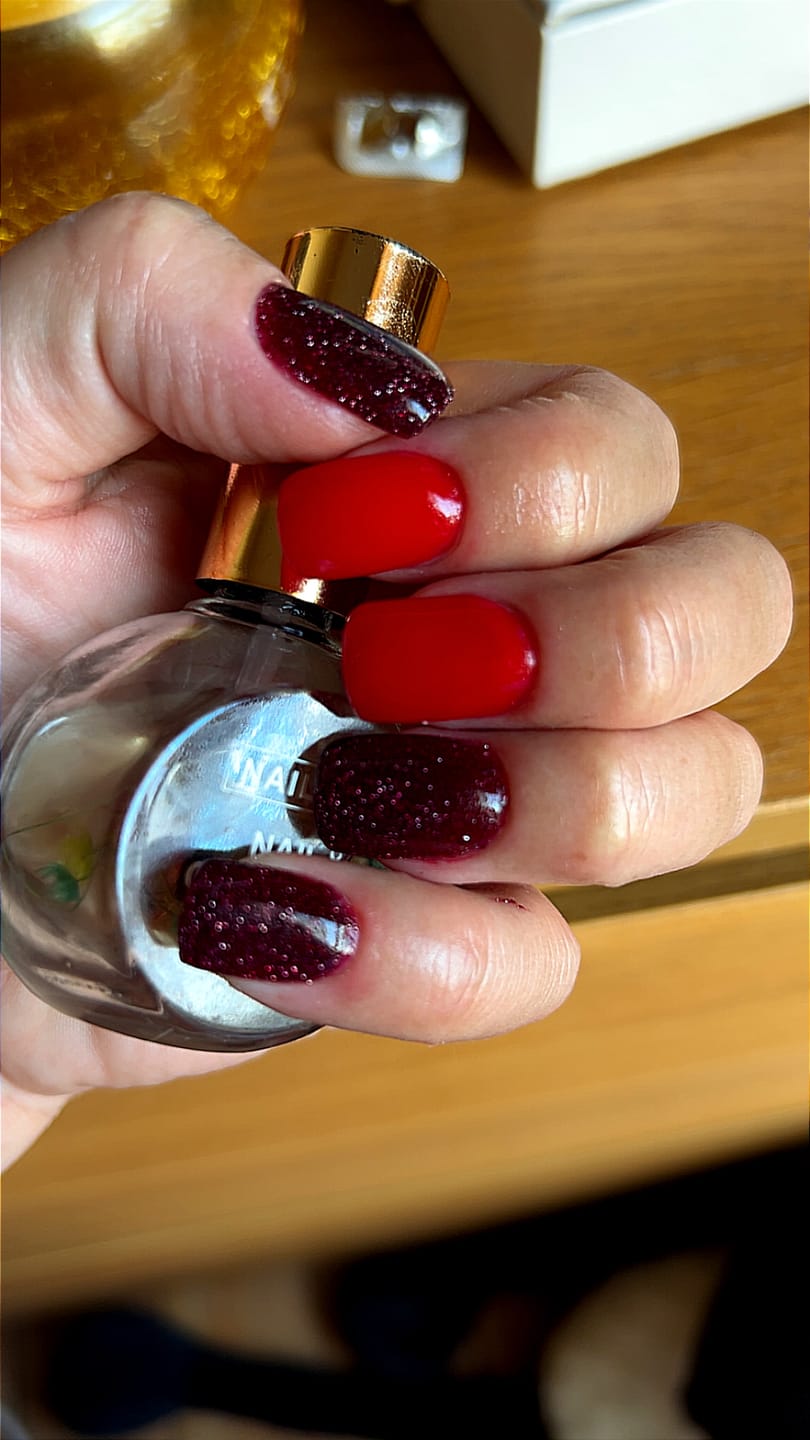 Customer photo review of Semilac "Boat" 100/180 Nail File