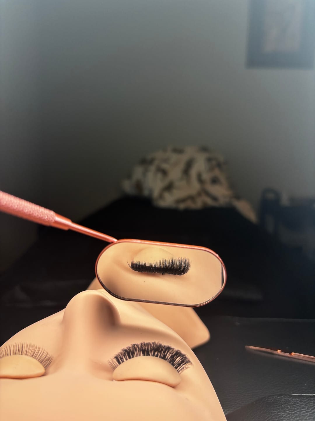 Customer photo review of Noir N°1 - Fiber Lash Tweezer