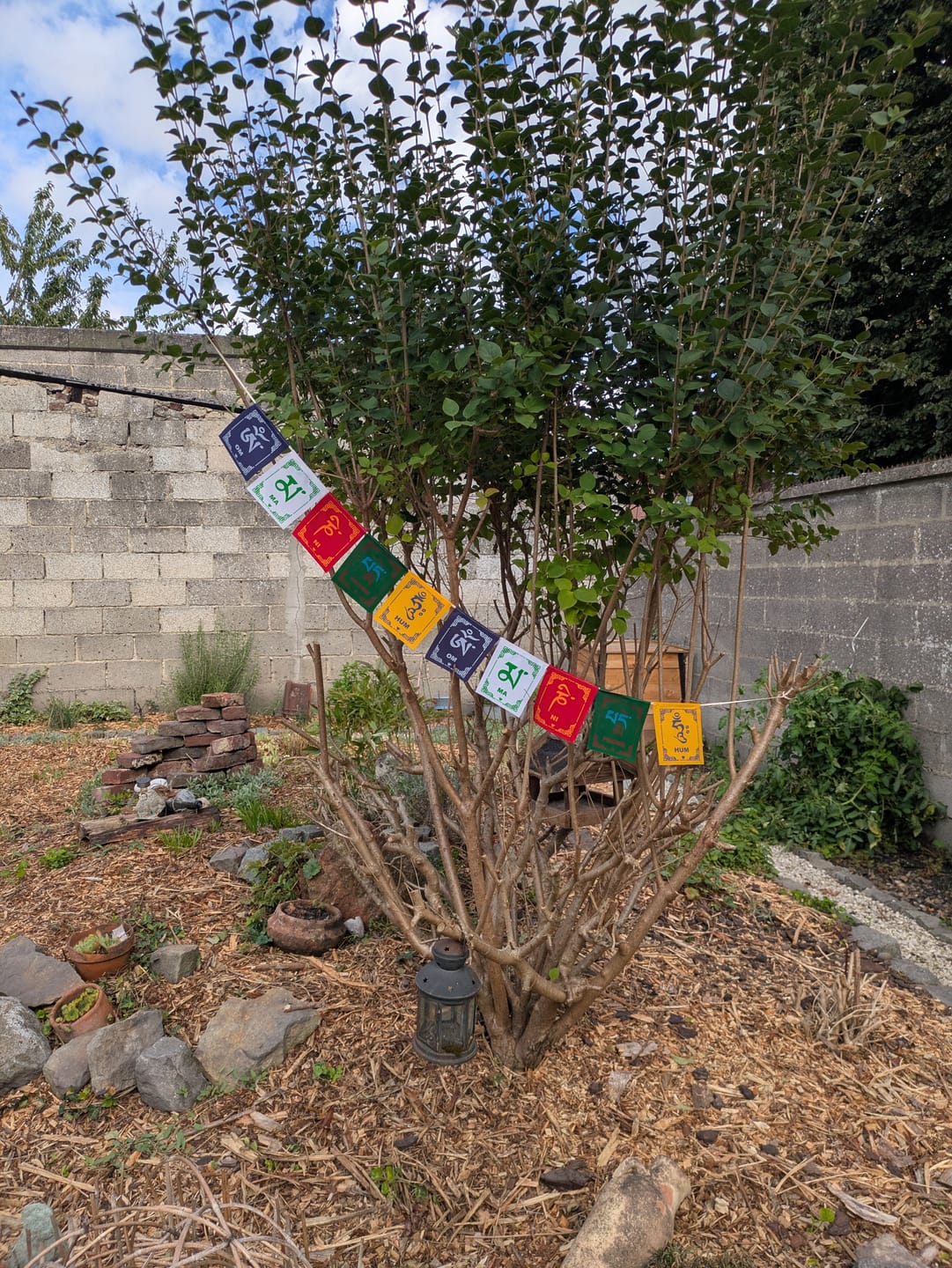 Customer photo review of Drapeaux Prières 5 Rouleaux