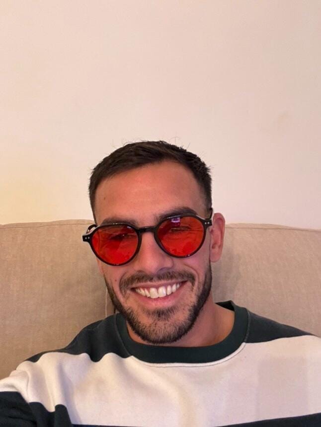 Customer photo review of Gafas Nocturnas Anti Luz Azul | Night Core®
