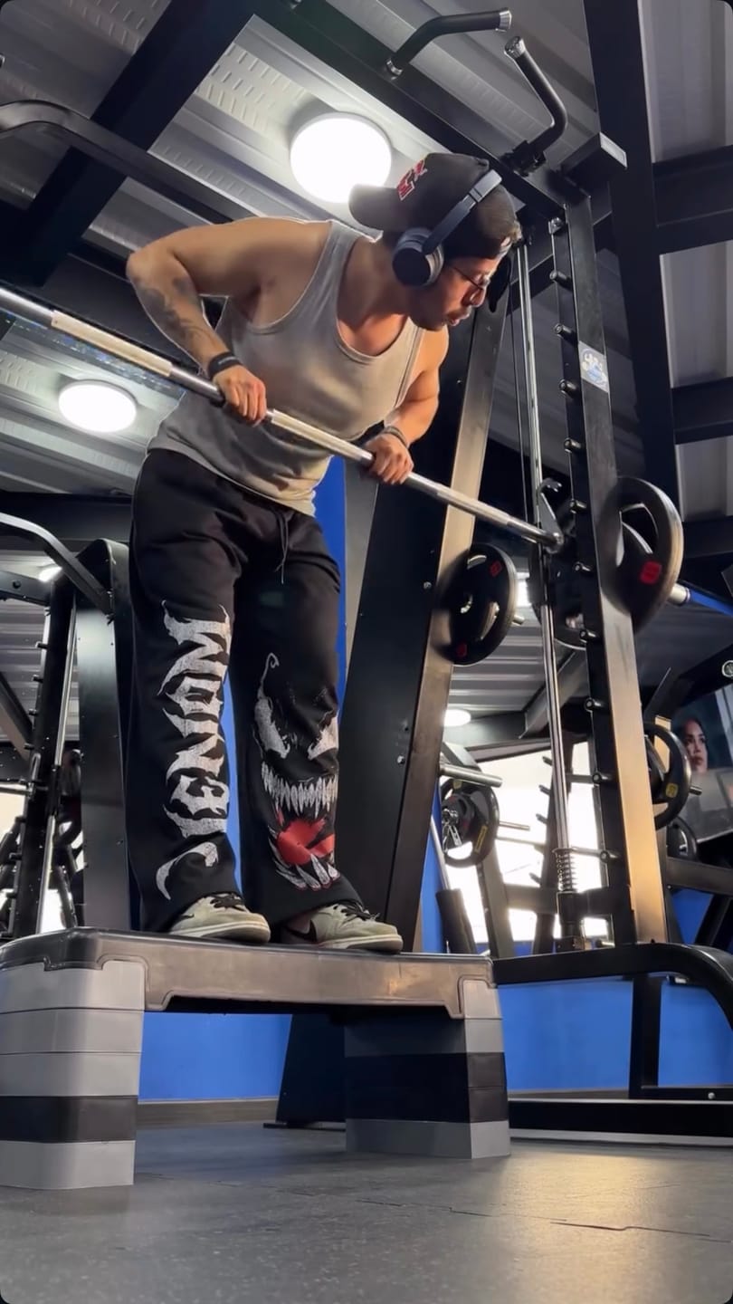 Customer photo review of Venom Pantalón