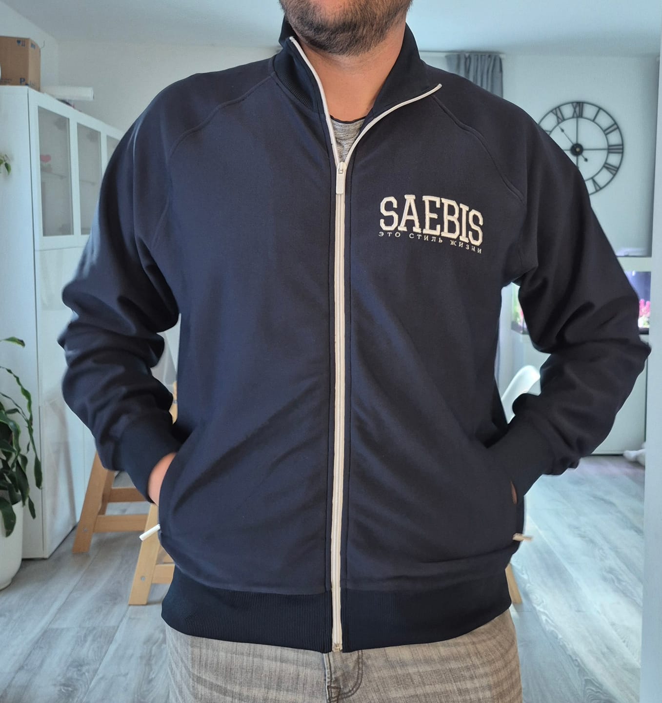 Customer photo review of SAEBIS® SPORTS Herren Trainingsjacke navyblau mit Stickerei