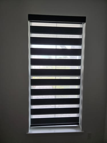 Customer photo review of SmartWings Motorized Zebra Shades 85% Blackout 95mm Ingrid