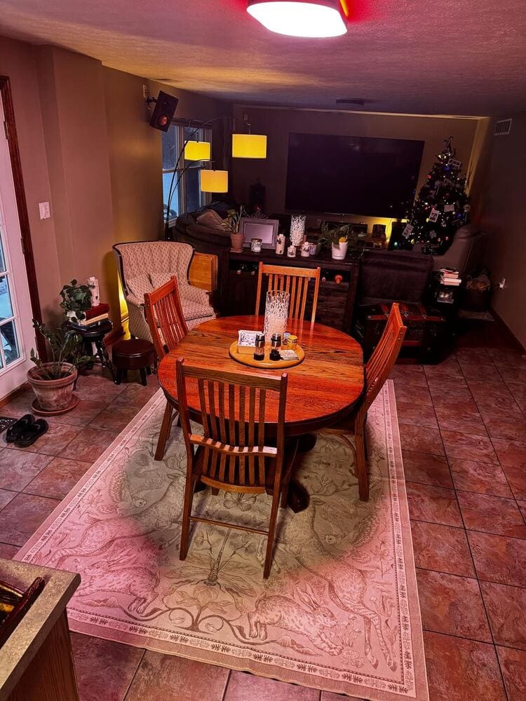 Customer photo review of Rug – Vintage Woodland – Charcoal