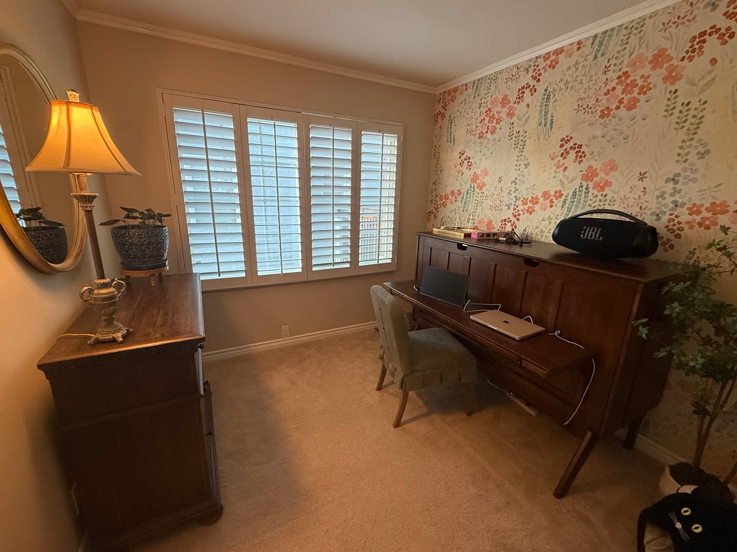 Customer photo review of Camellia - Colorful Watercolor Wildflowers and Plants Wallpaper