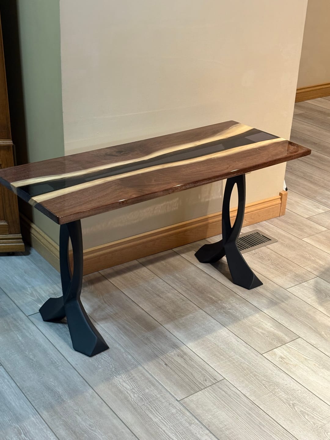 Customer photo review of End Table Legs 219 Curva 20" H Mid-Century Modern Style